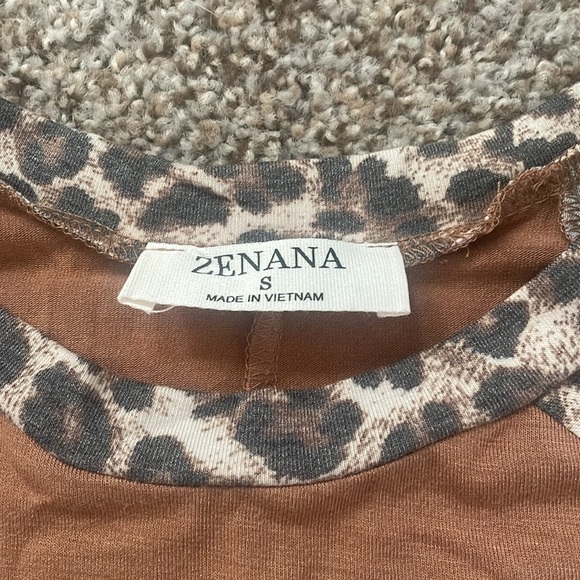 Zenana Leopard Baseball Tees - Picture 2 of 3